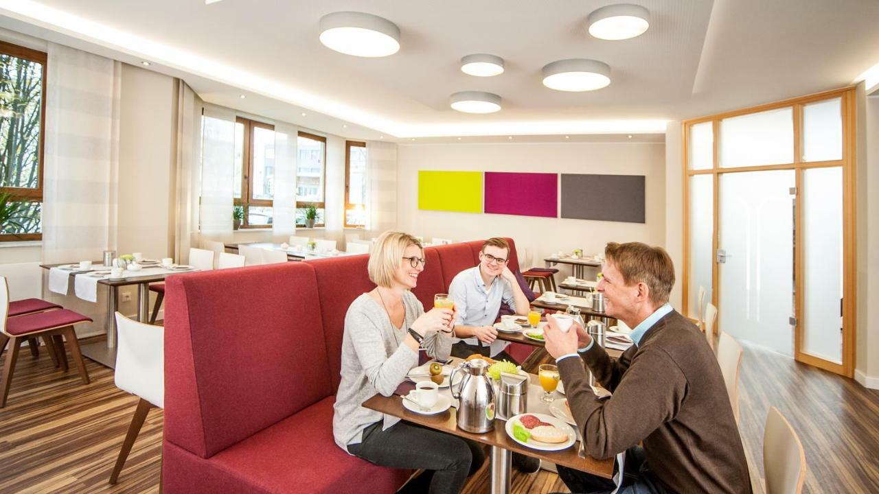 Hotel Hollmann Halle  Exteriör bild